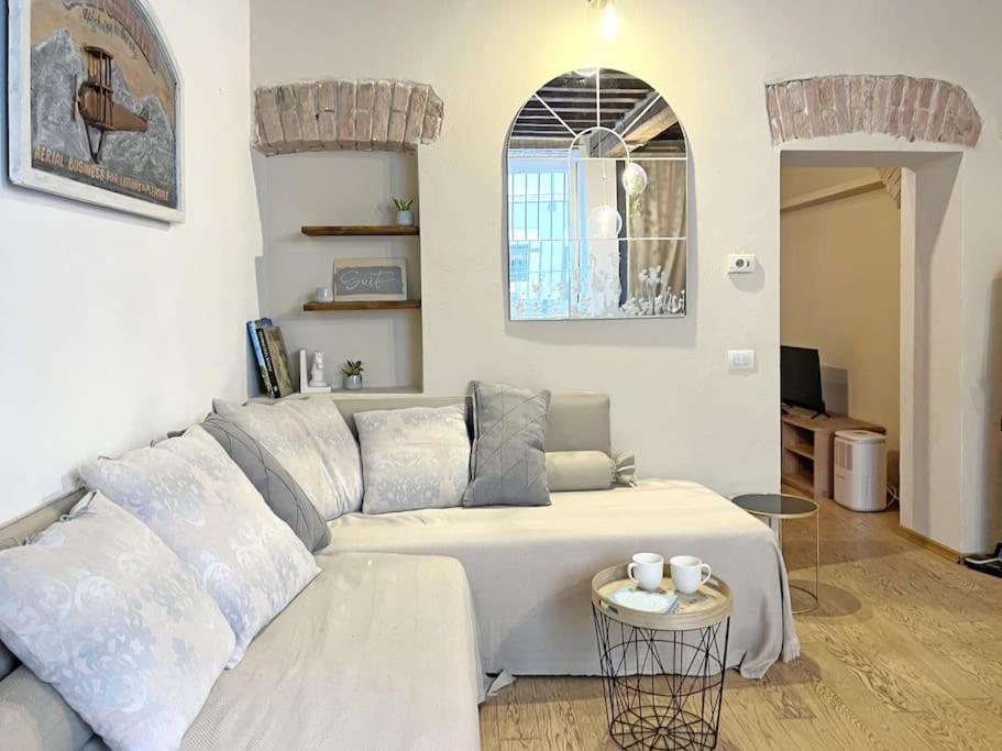 Suite 9, Parma Centro Dış mekan fotoğraf